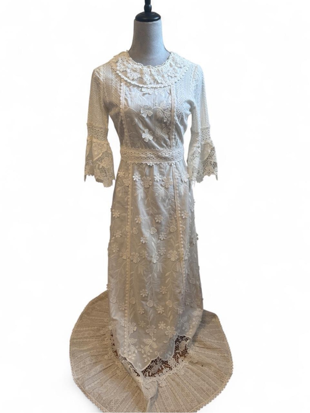 Anna Sui Ivory Lace Midi Dress with Floral Embroidery size 2